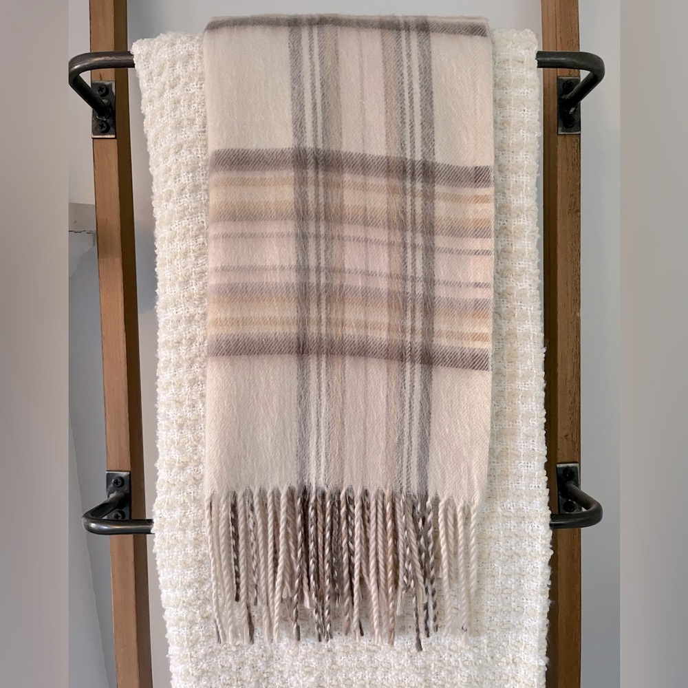 Women’s Large Plaid Scarf. Very soft.